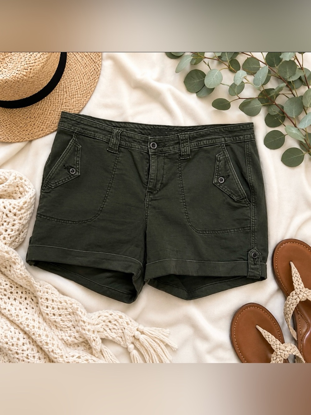 Torrid Olive Green Utility Shorts High Rise Cargo Cuffed Hem NWT